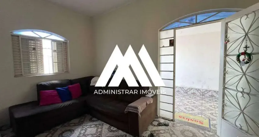 Casa com 3 quartos à venda no Garcias, Itaúna