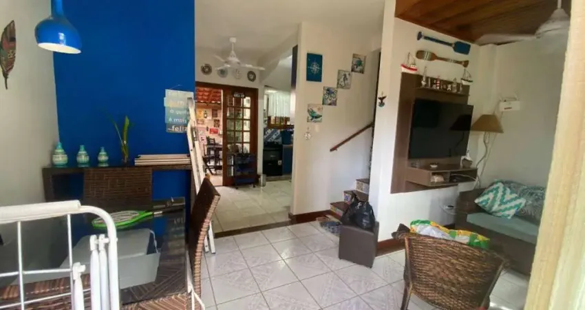 Village com 2 dormitórios à venda, 68 m² por R$ 720.000,00 - Maitinga - Bertioga/SP
