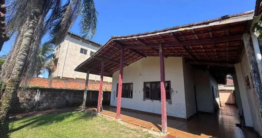 Casa com 3 dormitórios à venda por R$ 650.000,00 - Jardim Indaiá - Bertioga/SP