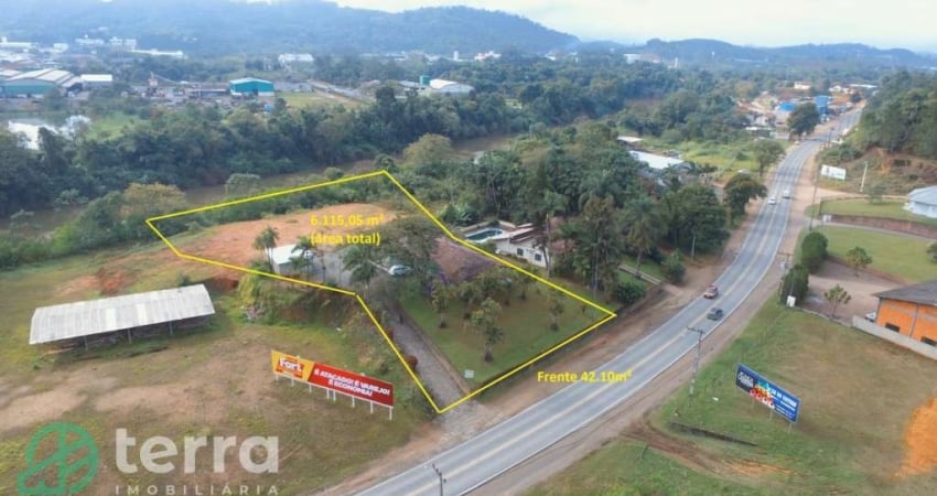 Casa comercial com 3 salas à venda no Araponguinhas, Timbó 
