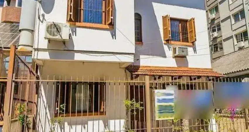 Casa para Venda em Porto Alegre, Petrópolis, 4 dormitórios, 3 banheiros, 2 vagas