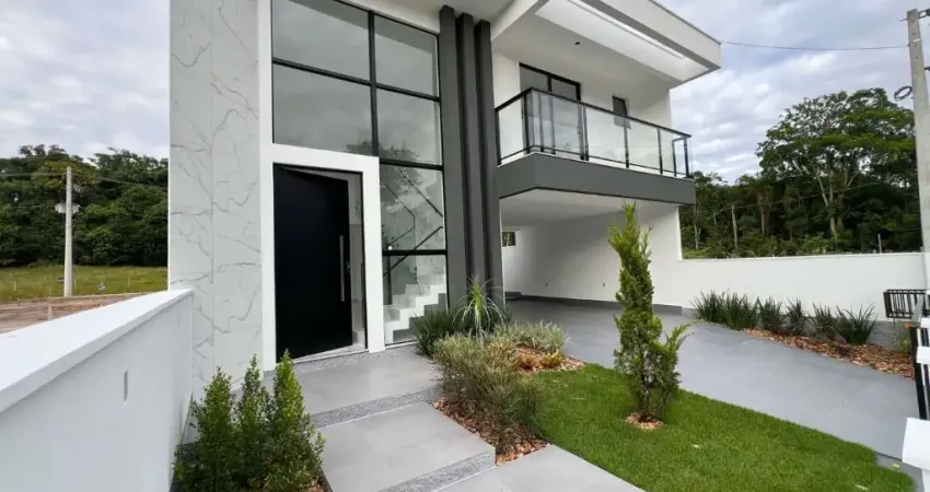 Casa com 4 dormitórios à venda, 190 m² por R$ 1.080.000,00 - Forquilhas - São José/SC