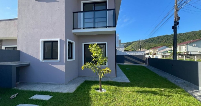 Excelente Sobrado no Loteamento jardim botânico - São José