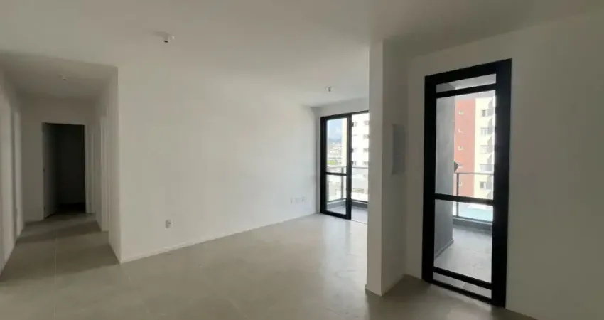 Apartamento novo, pronto para morar, com face oeste no terceiro no bairro Areias, São José/SC.
