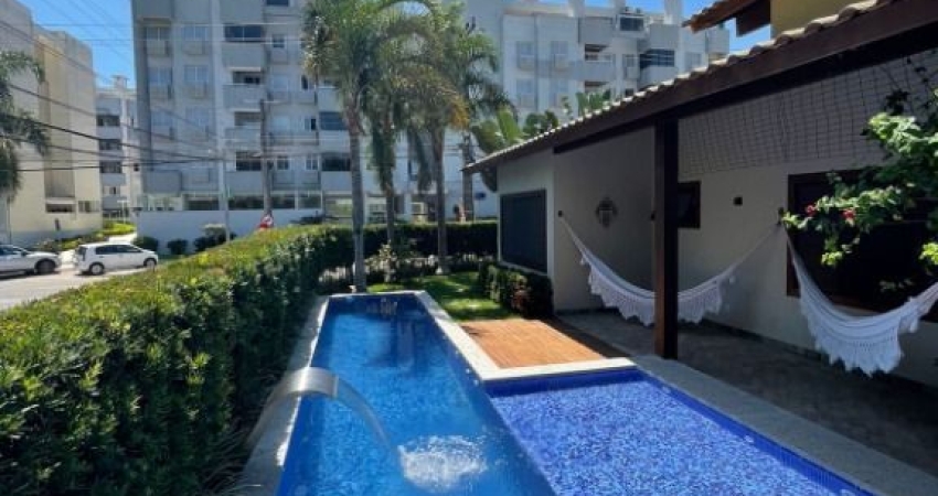 Casa com 3 dormitórios, 280 m² - venda por R$ 3.800.000,00 - Jurerê Internacional - Florianópolis/SC
