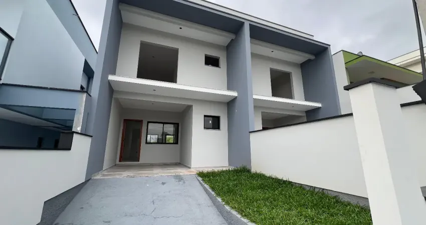 Sobrado 02 suites 102 m² com amplo quintal - alta vista Potecas São José SC