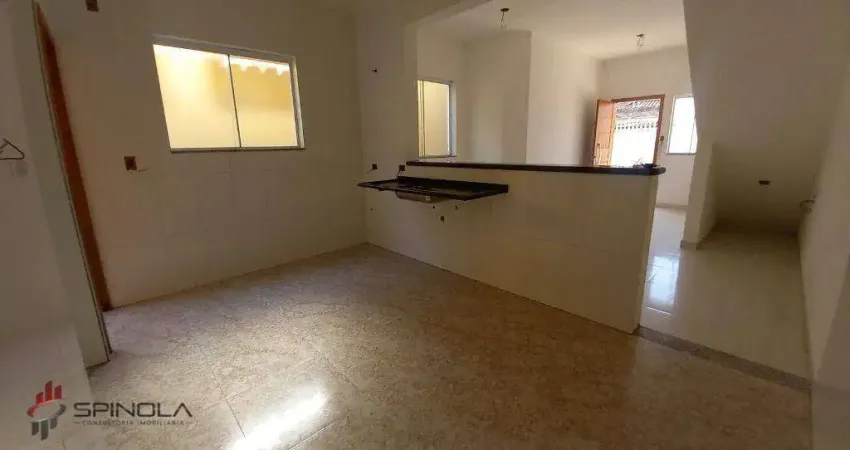 Casa com 2 dormitórios à venda, 75 m² por R$ 390.000,00 - Mirim - Praia Grande/SP