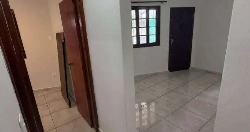 Casa com 2 dormitórios à venda, 136 m² por R$ 750.000,00 - Caiçara - Praia Grande/SP
