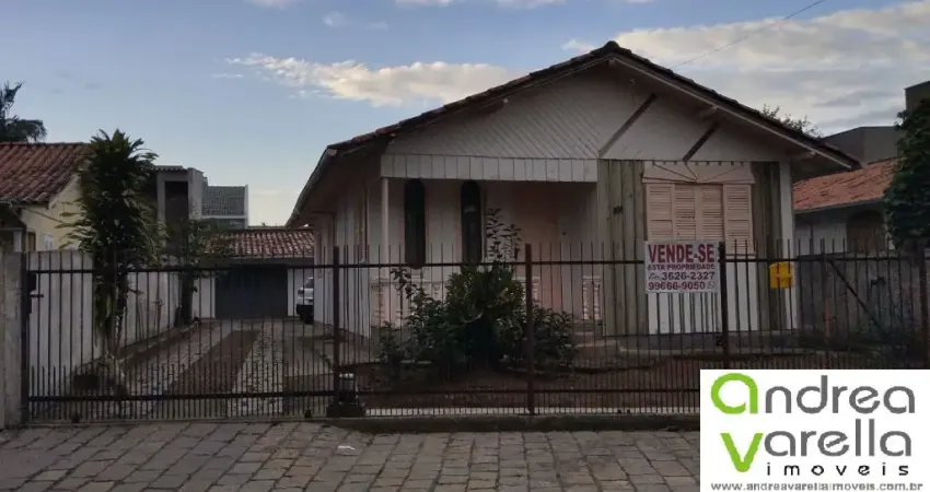 Ampla Casa Mista no bairro Vila Moema – Tubarão – SC