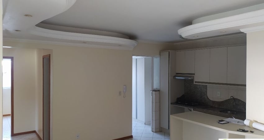 12011 – Apartamento Semi mobiliado com 3 Dormitórios – Barreiros – São José