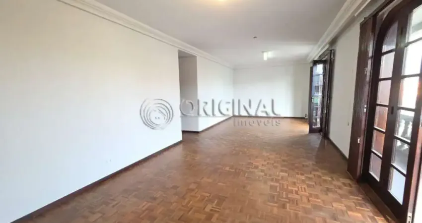 Casa com 3 quartos para alugar na Rua Professor João Falarz, 689, Orleans, Curitiba