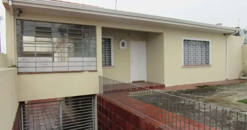 Casa com 3 quartos para alugar na Avenida Vicente Machado, 2972, Batel, Curitiba