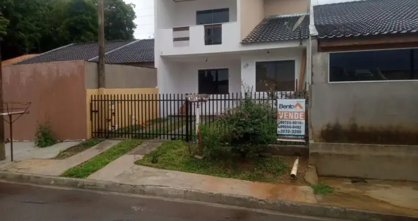 Sobrado Padrão para Venda em Jardim Cristo Rei Campo Largo-PR