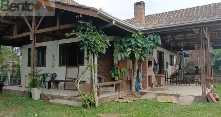 Casa com 3 quartos à venda na rua angelo Meroto, Rondinha, Campo Largo