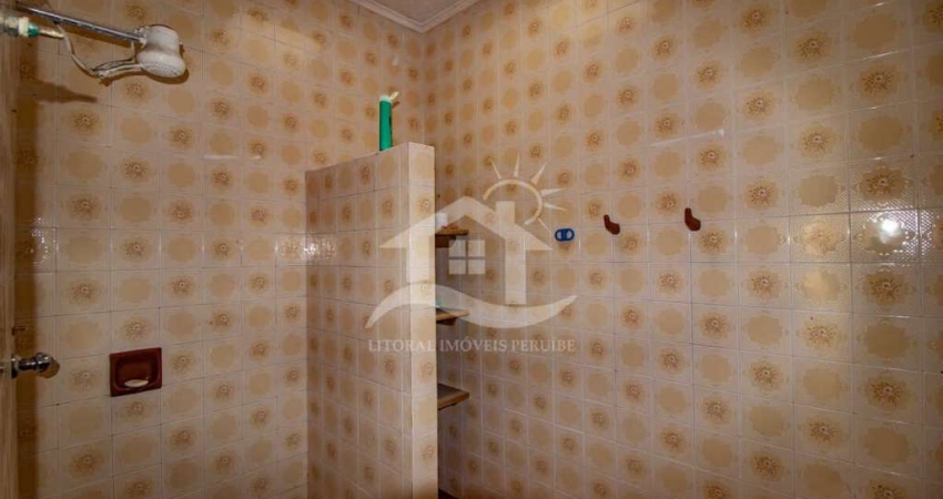 Casa Térrea com Edícula à venda , 2 quarto(s),  sendo 1 suíte(s)  no bairro Jardim Márcia, 500 metros da praia, Peruíbe-SP
