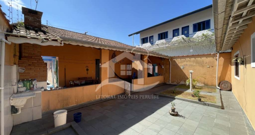 Casa Térrea com Edícula à venda , 2 quarto(s),   no bairro Bairro dos Prados, 1500 metros da praia, Peruíbe-SP