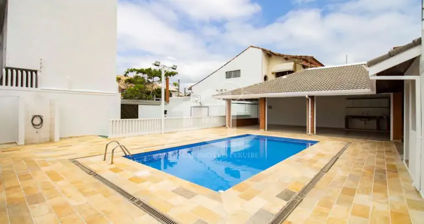 Casa sobrado à venda com piscina, 3 quarto(s),  sendo 1 suíte(s)  no bairro cidade nova peruíbe, 200 metros da praia, peruíbe-sp