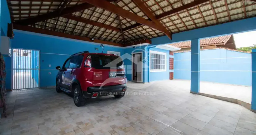 Casa Sobrado à venda , 4 quarto(s),  sendo 2 suíte(s)  no bairro Jardim Imperador, 750 metros da praia, Peruíbe-SP