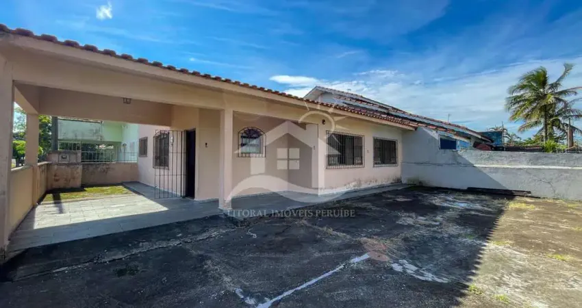 Casa Térrea à venda , 2 quarto(s),  sendo 1 suíte(s)  no bairro Stella Maris, 800 metros da praia, Peruíbe-SP