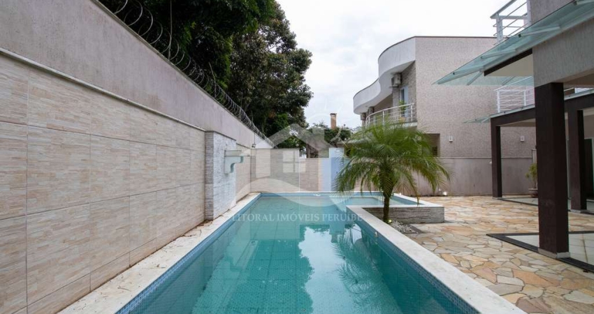 Casa Sobrado Triplex à venda com piscina, 6 quarto(s),  sendo 6 suíte(s)  no bairro Bougainville Residencial IV, 1000 metros da praia, Peruíbe-SP