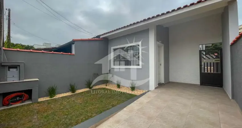 Casa Térrea à venda , 2 quarto(s),  sendo 1 suíte(s)  no bairro Arpoador, 900 metros da praia, Peruíbe-SP