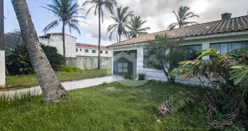 Terreno Murado à venda , 2 quarto(s),  sendo 2 suíte(s)  no bairro Centro, 0 metros da praia, Peruíbe-SP