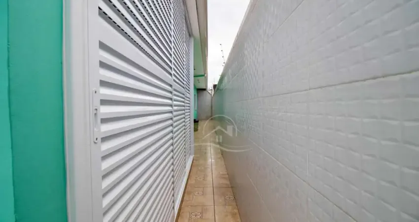 Casa Térrea com piscina à venda com piscina, 3 quarto(s),  sendo 2 suíte(s)  no bairro Arpoador, 160 metros da praia, Peruíbe-SP
