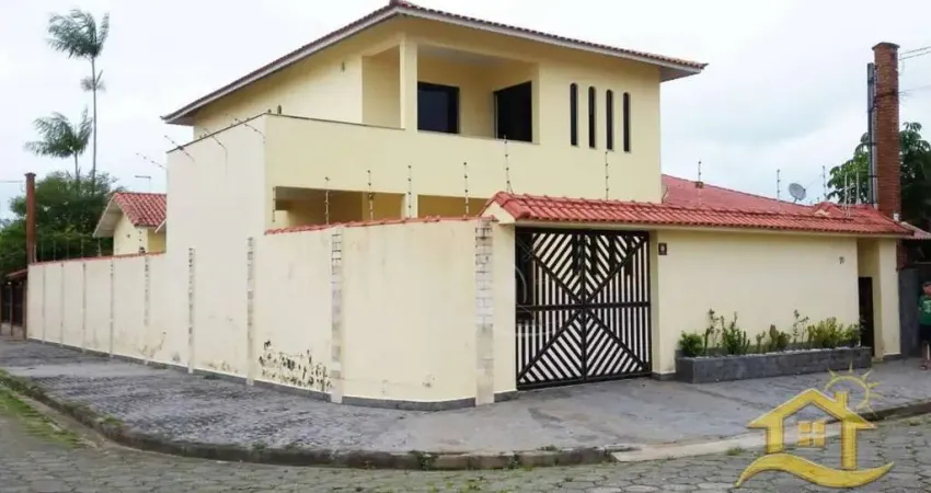 Casa Sobrado à venda , 4 quarto(s),  sendo 3 suíte(s)  no bairro Cidade Nova Peruíbe, 700 metros da praia, Peruíbe-São Paulo