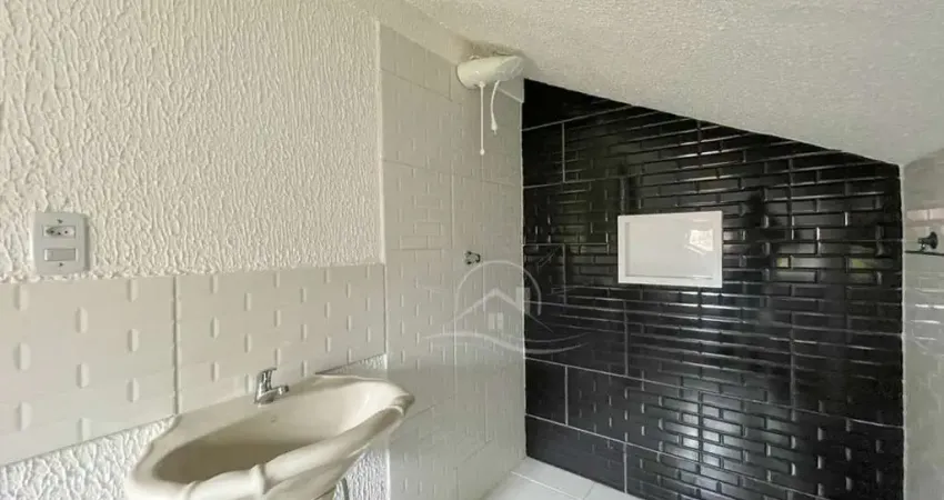 Casa Térrea com piscina à venda com piscina, 5 quarto(s),  sendo 5 suíte(s)  no bairro Cidade Nova Peruíbe, 600 metros da praia, Peruíbe-SP
