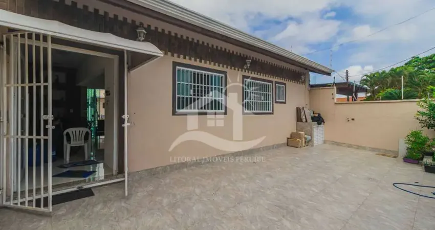 Casa Casa com edícula à venda , 4 quarto(s),  sendo 4 suíte(s)  no bairro Cidade Nova Peruíbe, 0 metros da praia, Peruíbe-SP