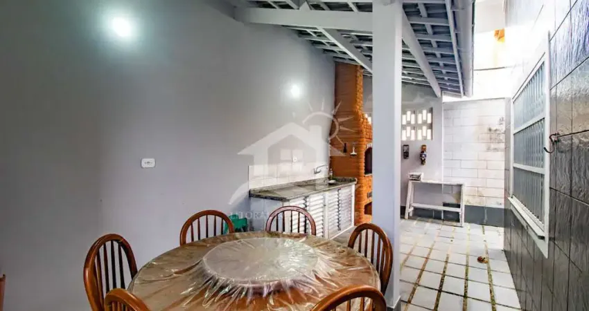 Casa Térrea à venda , 3 quarto(s),  sendo 2 suíte(s)  no bairro São João Batista, 200 metros da praia, Peruíbe-SP