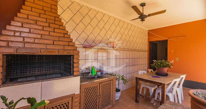 Casa Térrea à venda , 3 quarto(s),  sendo 1 suíte(s)  no bairro Ribamar, 700 metros da praia, Peruíbe-SP