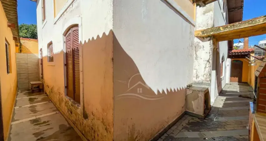 Casa Sobrado à venda , 4 quarto(s),  sendo 1 suíte(s)  no bairro São João Batista, 0 metros da praia, Peruíbe-SP