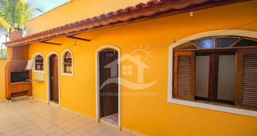 Casa Térrea à venda com piscina, 3 quarto(s),  sendo 1 suíte(s)  no bairro Star, 0 metros da praia, Peruíbe-SP