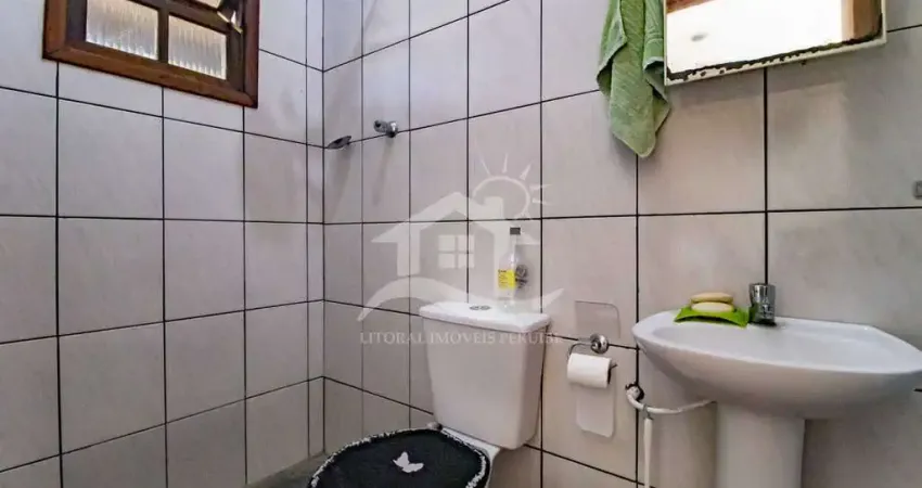 Casa Térrea à venda , 3 quarto(s),  sendo 1 suíte(s)  no bairro Jardim São Luis, 2000 metros da praia, Peruíbe-SP