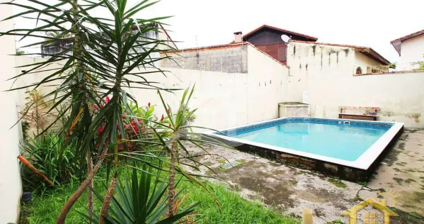Casa TÉRREA à venda com piscina, 4 quarto(s),  sendo 2 suíte(s)  no bairro Cidade Nova Peruíbe, 0 metros da praia, Peruíbe-São Paulo