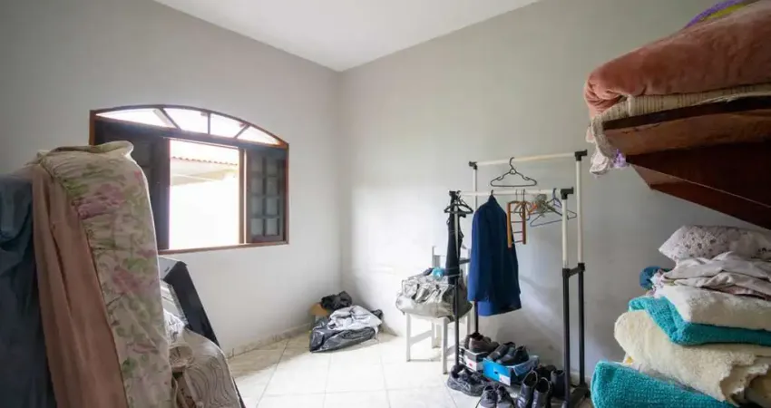 Casa Térrea com Edícula à venda , 4 quarto(s),  sendo 1 suíte(s)  no bairro Jardim São Luis, 4000 metros da praia, Peruíbe-SP