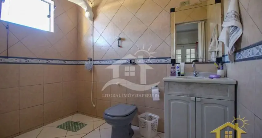 Casa Esquina à venda com piscina, 2 quarto(s),  sendo 1 suíte(s)  no bairro Park DAville, 500 metros da praia, Peruíbe-SP
