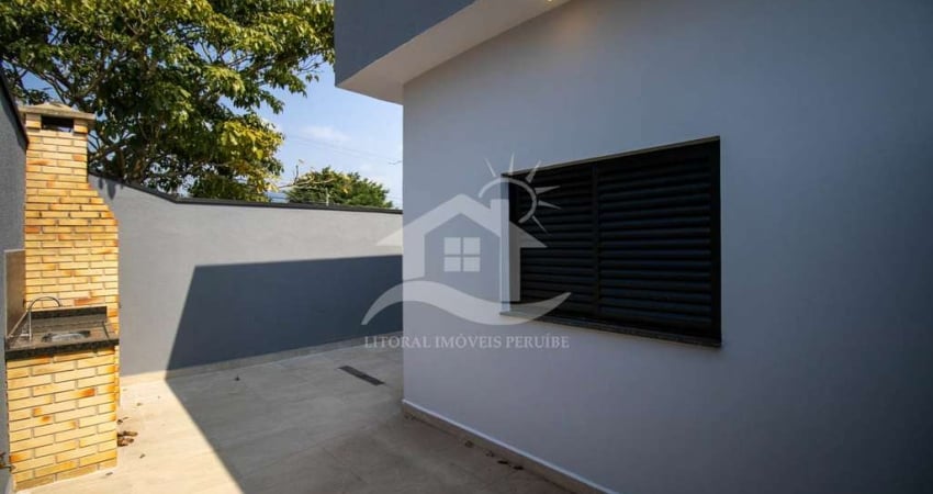 Casa Térrea com piscina à venda com piscina, 2 quarto(s),  sendo 1 suíte(s)  no bairro Jardim Brasil, 2 metros da praia, Peruíbe-SP