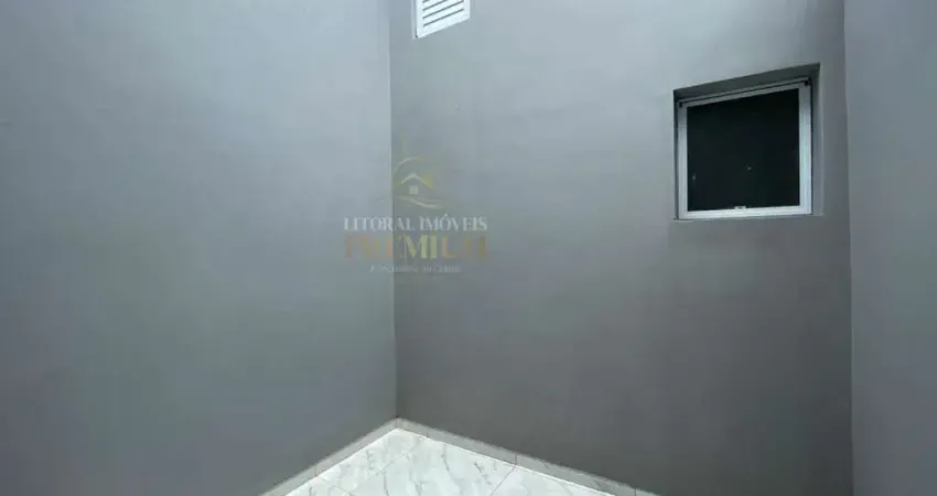 Casa Térrea à venda com piscina, 2 quarto(s),  sendo 1 suíte(s)  no bairro São José, 1500 metros da praia, Peruíbe-SP