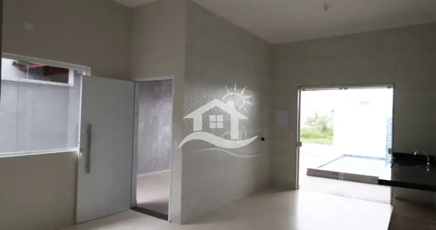 Casa Térrea à venda , 2 quarto(s),  sendo 1 suíte(s)  no bairro Flora Rica, 2 metros da praia, Peruíbe-SP