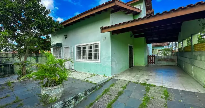 Casa Térrea à venda , 3 quarto(s),  sendo 1 suíte(s)  no bairro Oasis, 600 metros da praia, Peruíbe-SP