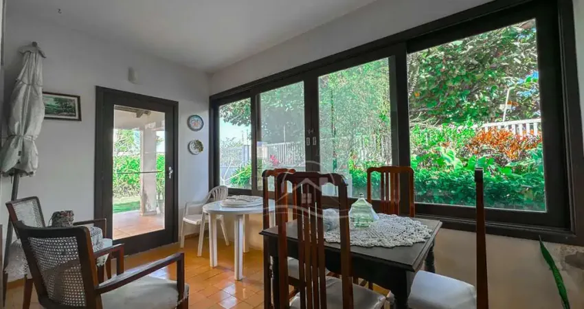 Casa Térrea à venda , 3 quarto(s),  sendo 1 suíte(s)  no bairro São João Batista, 200 metros da praia, Peruíbe-SP