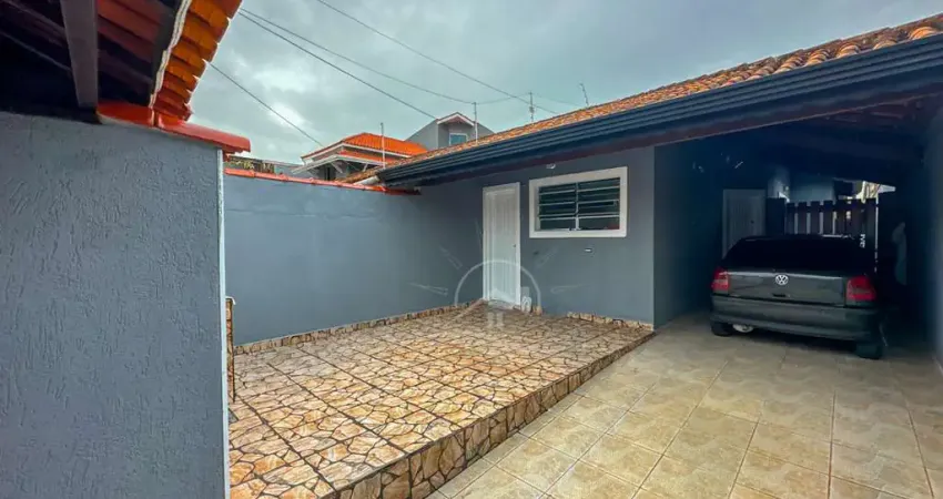 Casa Térrea à venda com piscina, 2 quarto(s),  sendo 1 suíte(s)  no bairro Park DAville, 1500 metros da praia, Peruíbe-SP
