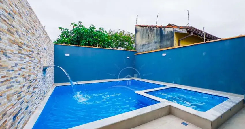 Casa Térrea com piscina à venda com piscina, 2 quarto(s),  sendo 1 suíte(s)  no bairro Josedy, 1000 metros da praia, Peruíbe-SP