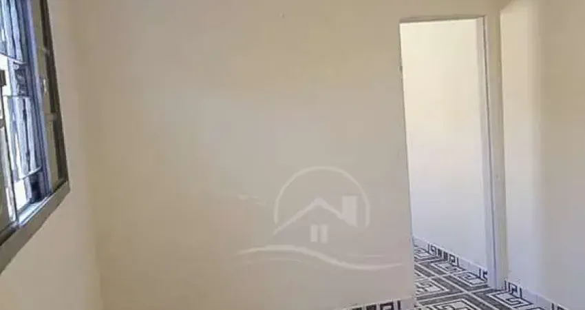 Casa Térrea com piscina à venda com piscina, 3 quarto(s), sendo 1 suíte(s) no bairro Oasis, 750 metros da praia, Peruíbe-SP