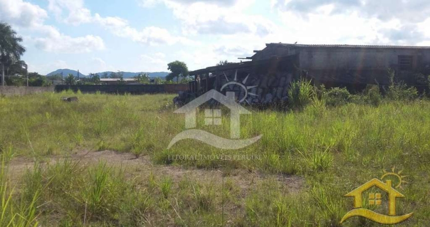 Terreno área ampla à venda , 0 quarto(s),  sendo 0 suíte(s)  no bairro Vila Peruíbe, 4000 metros da praia, Peruíbe-São Paulo