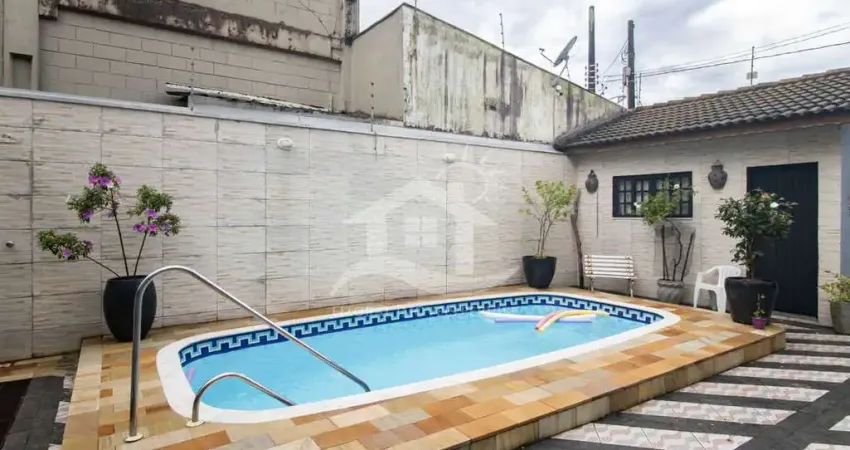 Casa assobradada à venda , 5 quarto(s),  sendo 5 suíte(s)  no bairro centro, 0 metros da praia, peruíbe-sp