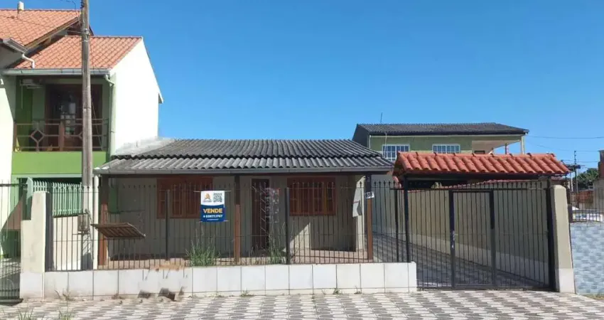 Casa à Venda por R$400.000,00 - Parque Florido - Gravataí, RS