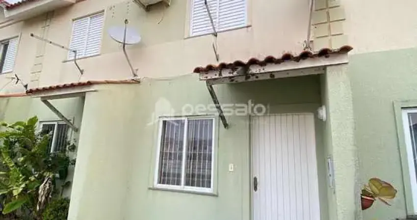 Sobrado à Venda por R$250.000,00, 56,13m² - Santa Cruz - Gravataí, RS